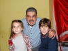 Elio com seus netos Bernardo e Julia 