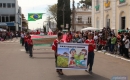 Alunos da escola Augusto Pereira, durante a parada de sábado