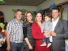 O aniversariante com os pais e os tios Luciana e Sergio 