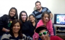 Ana, Leticia, a aniversariante Kátia, a mãe Sonia Mendes, o irmão José Luis e os amigos Lilija e Caroline