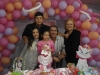 Junto a sus tios “Indio “y Sandra y primos Milena y Ivens 