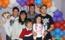 La cumpleañera junto a sus tíos rossana y Gabriel y primos Leonard , Nicolás y Darío
