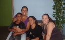Sérgio com a mãe Léa e as amigas Eliziane e Marici