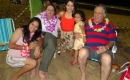 A aniversariante com os avós Sergio e Flavia Levy, a tia Valéria e a prima Mariana