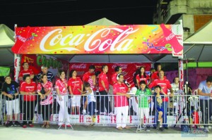 No camarote da RCC FM/Coca-Cola/Super 300, um desfile de convidados e a transmissão dos desfiles das escolas de samba durante o Carnaval santanense