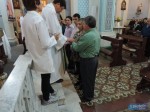 Neida e João recebendo a bênção e renovando os votos na Igreja Matriz de Santana